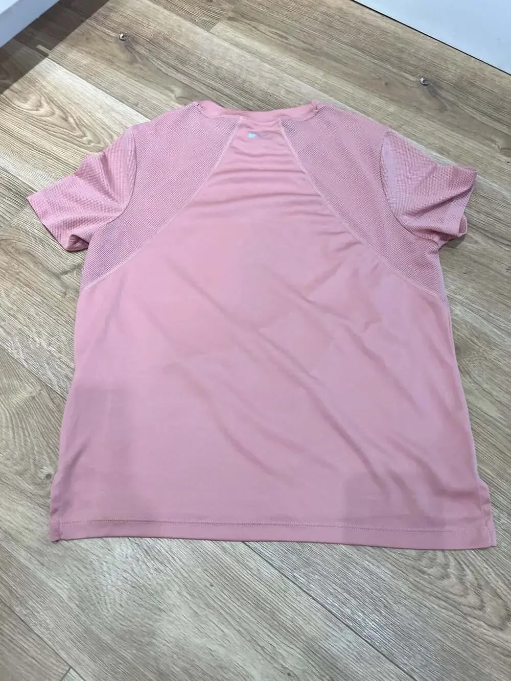 Nike Women's Dri-FIT Running Top Short Sleeve Mesh Panels Dusty Peach Size M